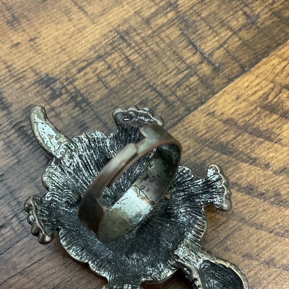 Turtle Ring with Rhinestones - Picture 5 of 5